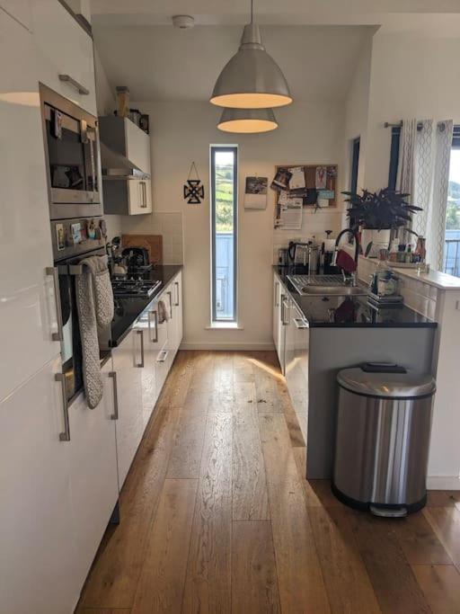 Spacious Hilltop Above Holiday home Hebden Bridge