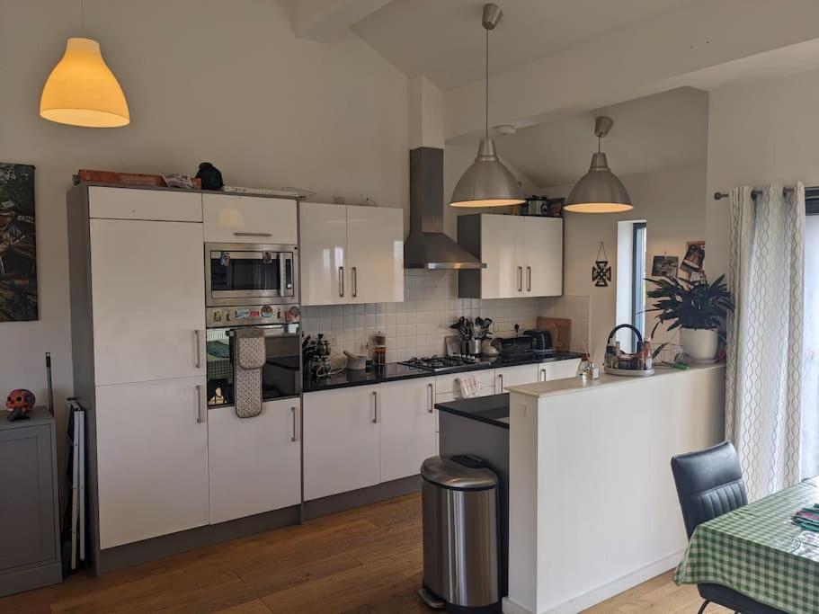 Spacious Hilltop Above Holiday home Hebden Bridge